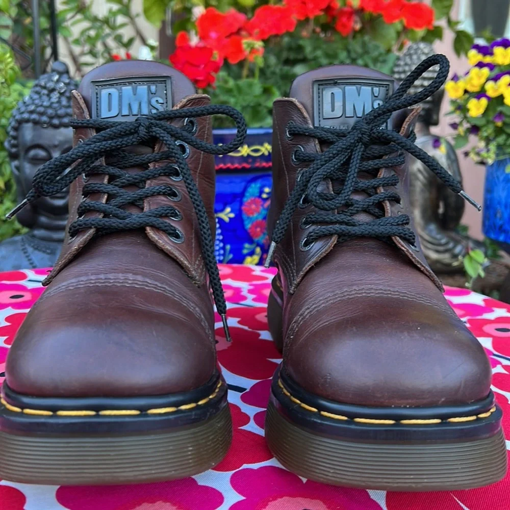 🏴󠁧󠁢󠁥󠁮󠁧󠁿 Dr. Martens Made in England Cap Toe SUPER CHUNKY Ankle Boots UK 8
